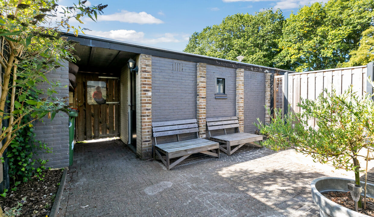 10-Achtertuin-05